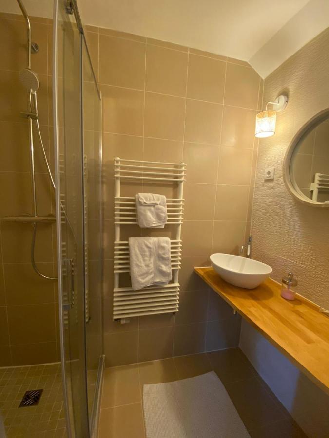 L'Atterrissage Bed & Breakfast Santes Ngoại thất bức ảnh